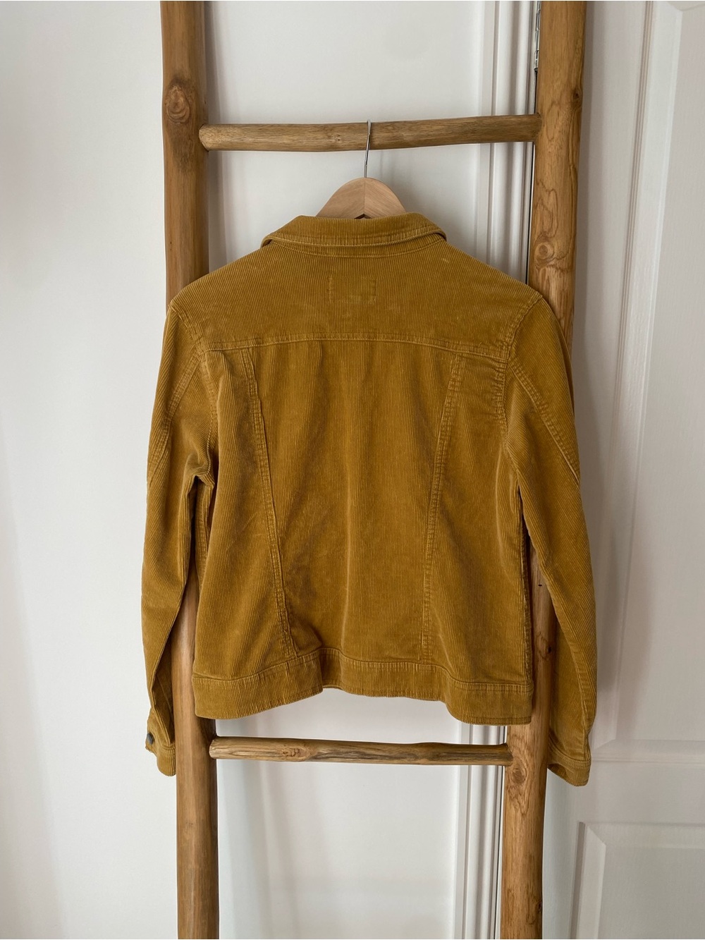 Universal Thread Mustard Yellow Corduroy Trucker Jacket Medium Fall - Picture 8 of 8